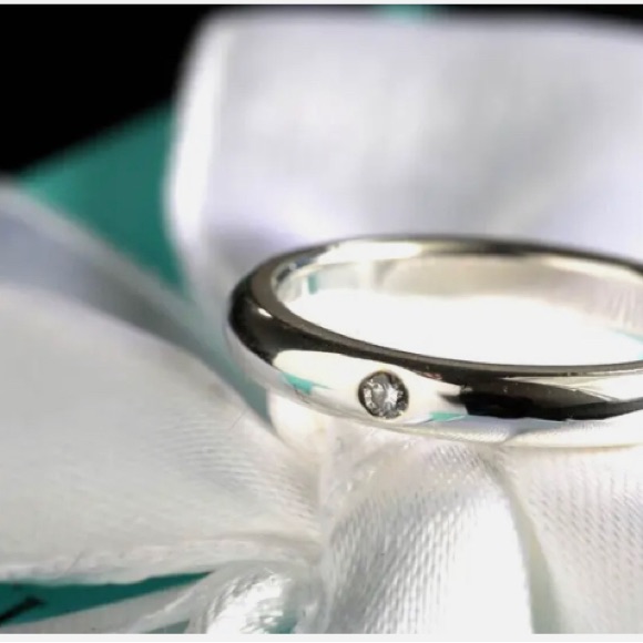 Tiffany & Co. Elsa Peretti Sterling Silver Diamond Stackable Ring - Size 5